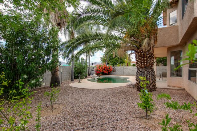 11281 N Chynna Rose Place, Tucson, AZ 85737