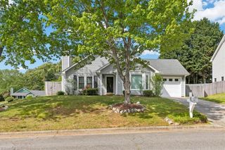 4919 Riding Ridge Drive, Greensboro, NC 27410