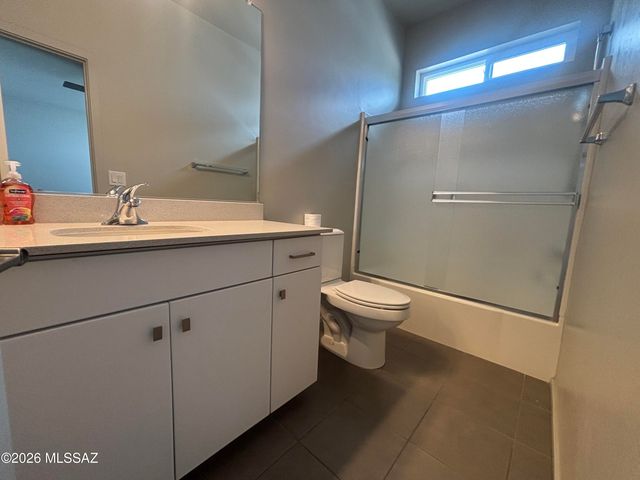 898 E Millenium Court, Tucson, AZ 85719