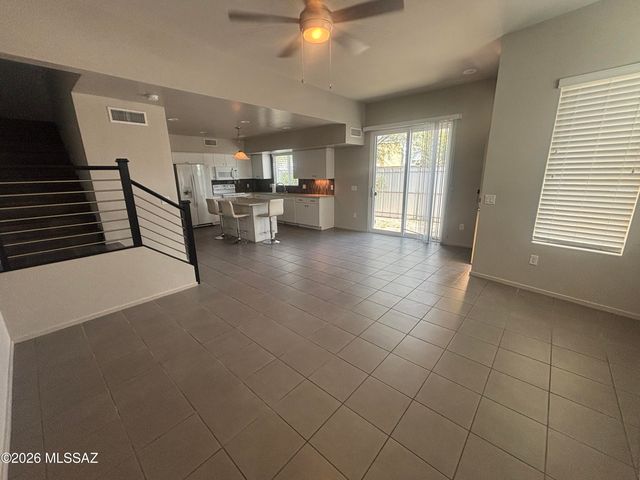 898 E Millenium Court, Tucson, AZ 85719