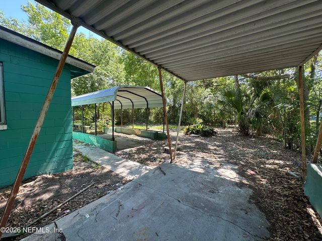 5628 BELAFONTE Drive, Jacksonville, FL 32209