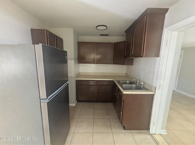 5628 BELAFONTE Drive, Jacksonville, FL 32209