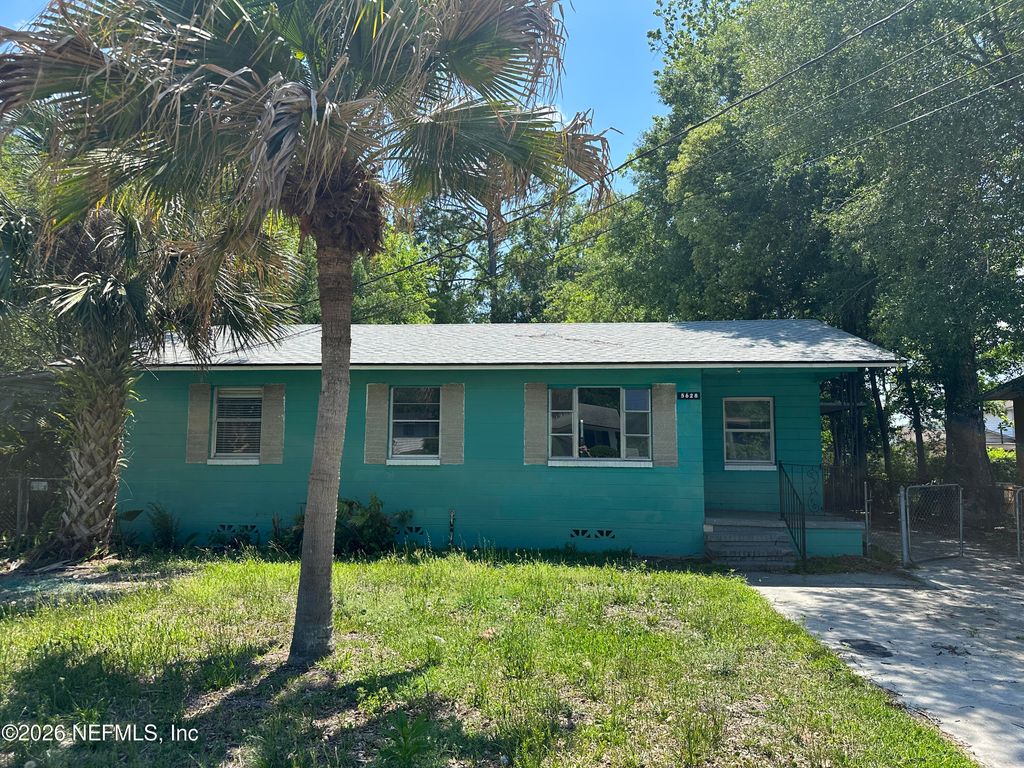 5628 BELAFONTE Drive, Jacksonville, FL 32209