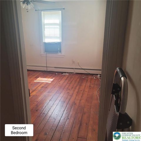 440 New Street, Freemansburg Boro, PA 18017