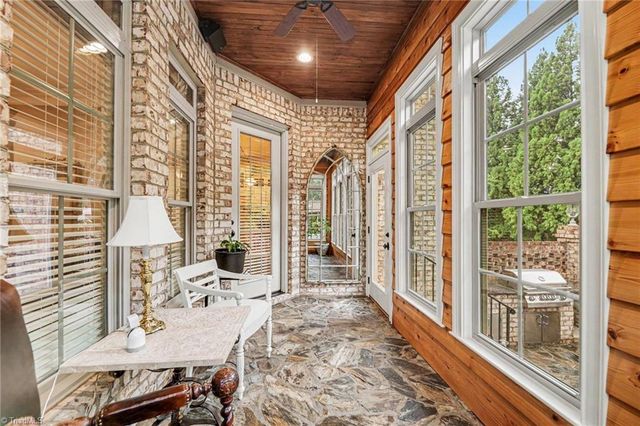 1070 Old Stone Lane, Kernersville, NC 27284