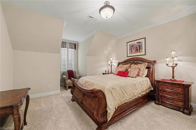 1070 Old Stone Lane, Kernersville, NC 27284