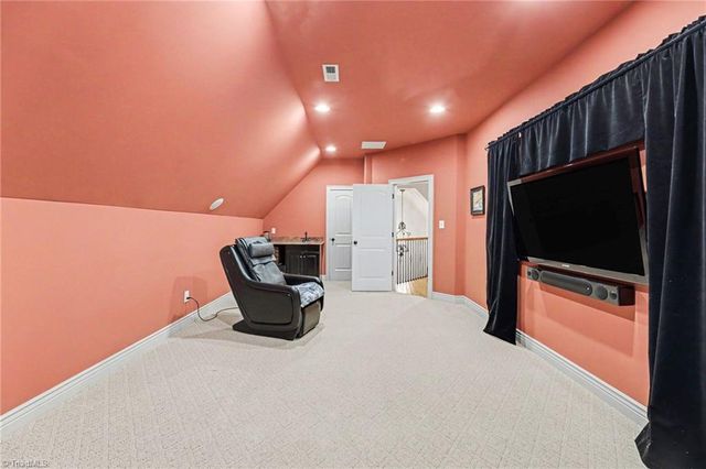 1070 Old Stone Lane, Kernersville, NC 27284