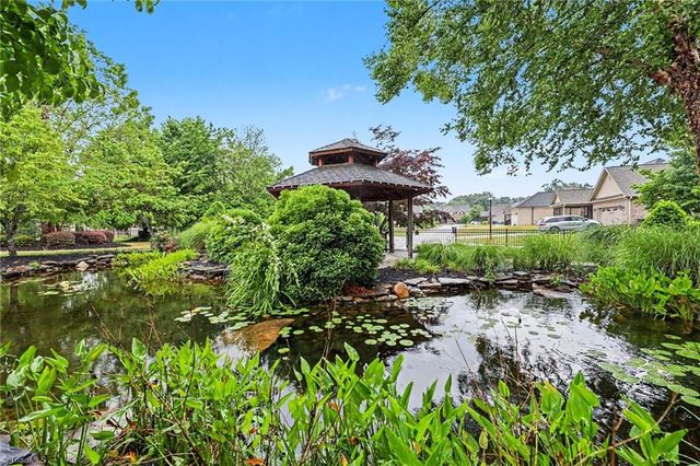 1070 Old Stone Lane, Kernersville, NC 27284