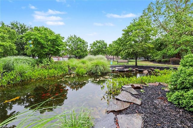 1070 Old Stone Lane, Kernersville, NC 27284