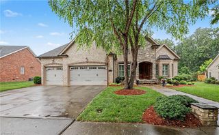 1070 Old Stone Lane, Kernersville, NC 27284
