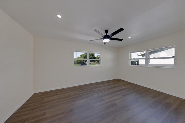 5937 38TH AVENUE N, St Petersburg, FL 33710