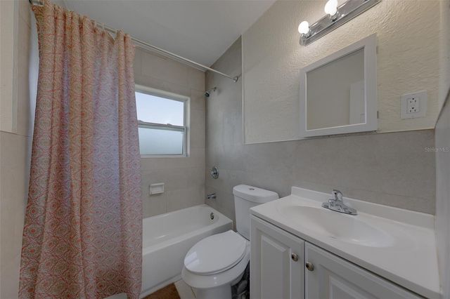5937 38TH AVENUE N, St Petersburg, FL 33710