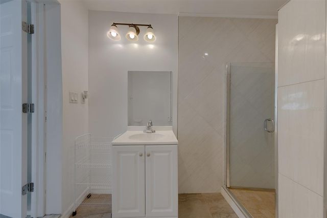 5937 38TH AVENUE N, St Petersburg, FL 33710