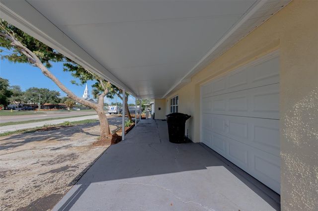 5937 38TH AVENUE N, St Petersburg, FL 33710