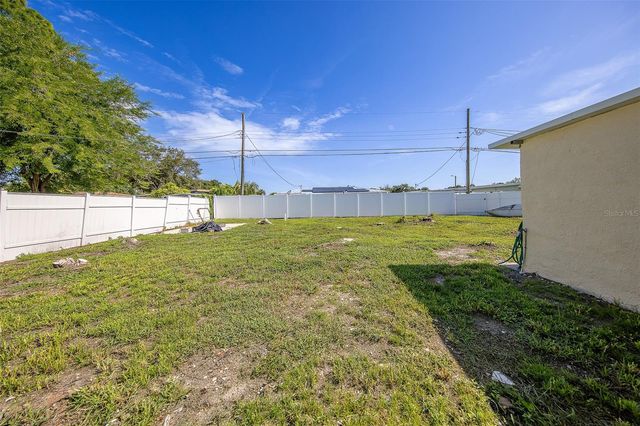 5937 38TH AVENUE N, St Petersburg, FL 33710