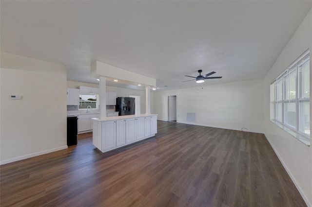 5937 38TH AVENUE N, St Petersburg, FL 33710