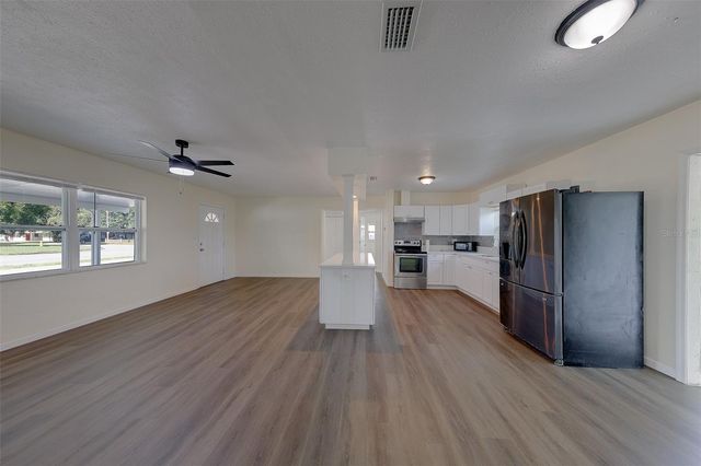 5937 38TH AVENUE N, St Petersburg, FL 33710