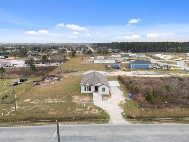 1294 County Road 5100, Cleveland, TX 77327