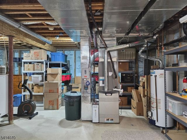 103 Bracken Hill Rd, Hardyston Twp., NJ 07419