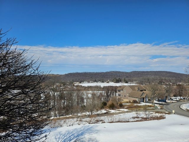 103 Bracken Hill Rd, Hardyston Twp., NJ 07419