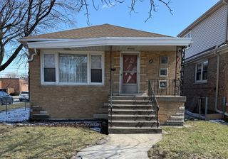 4601 S Komensky Avenue, Chicago, IL 60632