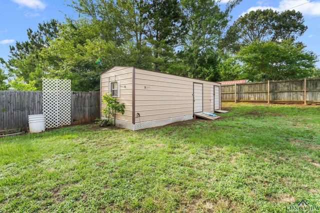 260 Crestview Dr, Jacksonville, TX 75766