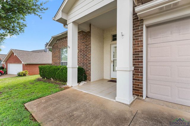 260 Crestview Dr, Jacksonville, TX 75766