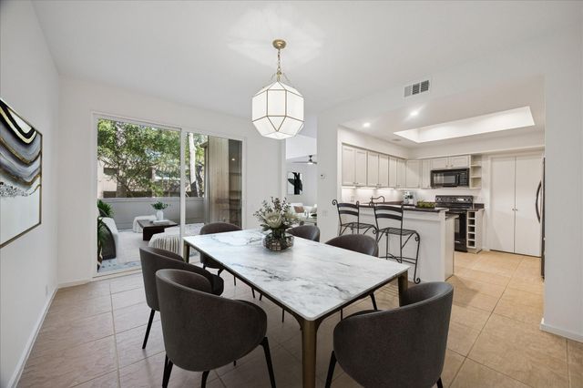 259 Litchfield Lane 66, Houston, TX 77024