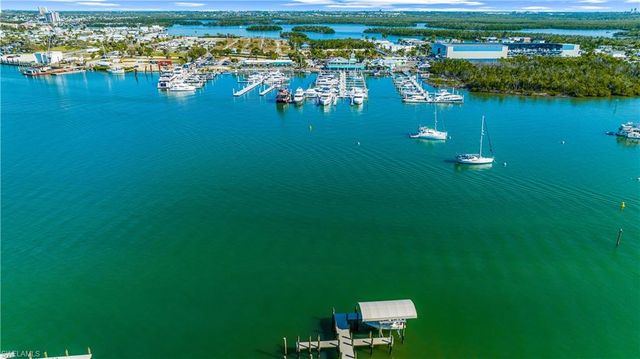 345 Mango ST 406, Fort Myers Beach, FL 33931