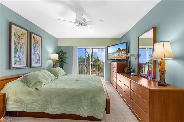 345 Mango ST 406, Fort Myers Beach, FL 33931