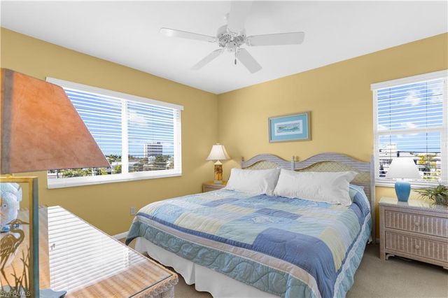 345 Mango ST 406, Fort Myers Beach, FL 33931