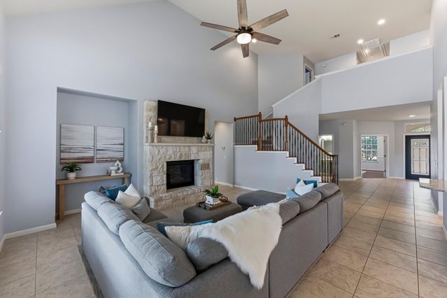 1023 Grassy Field RD, Austin, TX 78737