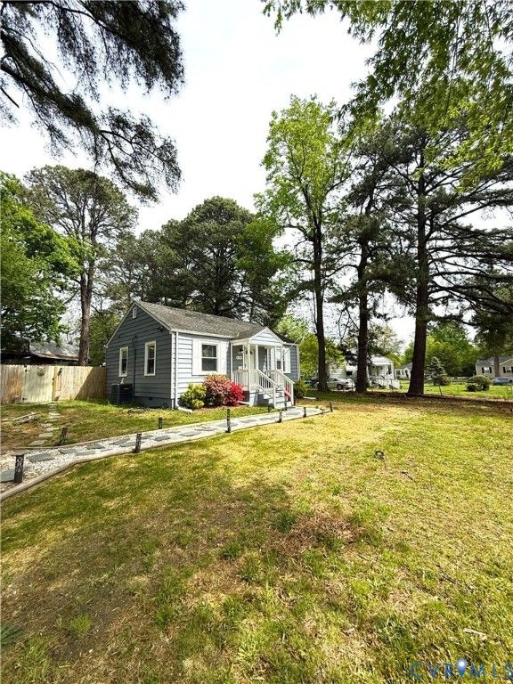 6108 Glenway Dr, Richmond, VA 23225