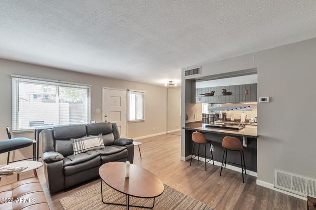 4215 N 81ST Street, Scottsdale, AZ 85251