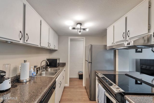 4215 N 81ST Street, Scottsdale, AZ 85251