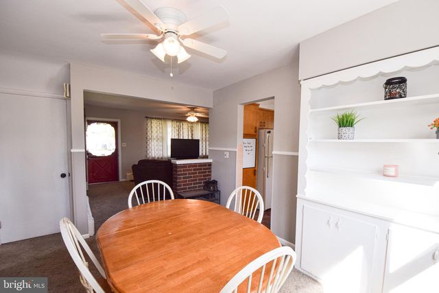 8300 BEAR CREEK DR, Baltimore, MD 21222