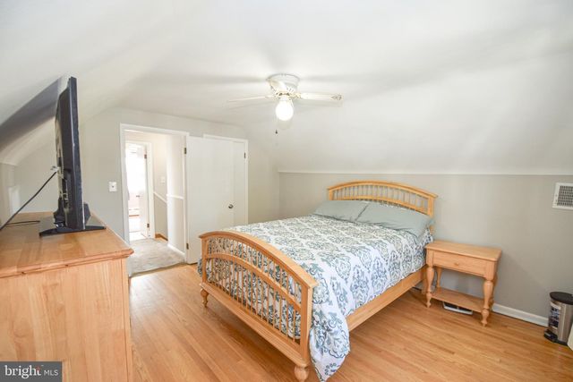 8300 BEAR CREEK DR, Baltimore, MD 21222
