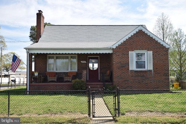 8300 BEAR CREEK DR, Baltimore, MD 21222