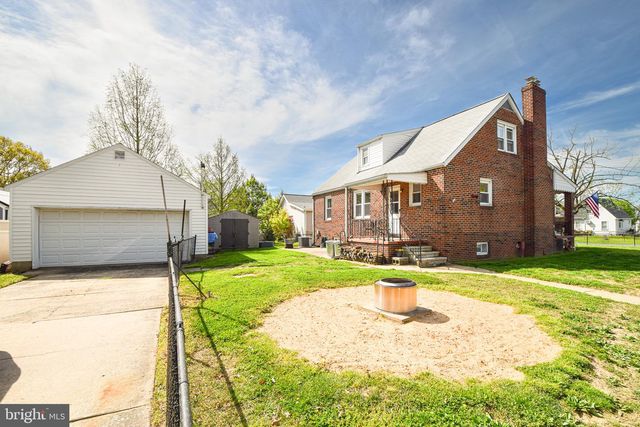 8300 BEAR CREEK DR, Baltimore, MD 21222