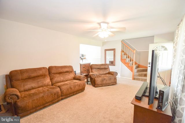 8300 BEAR CREEK DR, Baltimore, MD 21222