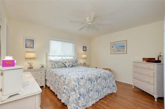 92 CIRCLEWOOD DRIVE B3-1, Venice, FL 34293