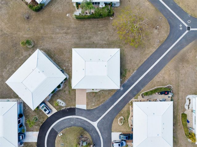 92 CIRCLEWOOD DRIVE B3-1, Venice, FL 34293