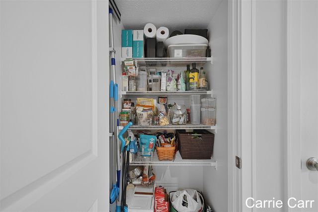 6857 Old Town Square, Rockford, MI 49341