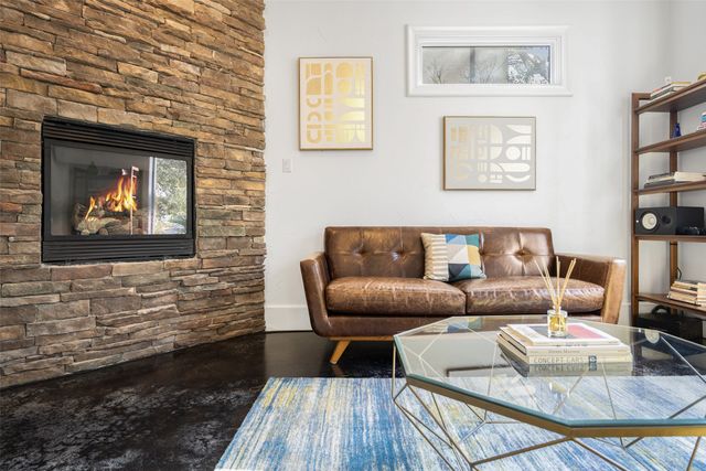 6713 Lake Circle Drive, Dallas, TX 75214