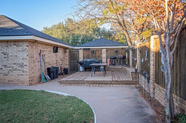 502 Santa Fe Drive, Denver City, TX 79323