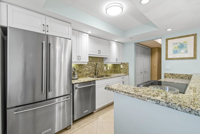 3000 N Ocean Drive 9h, Singer Island, FL 33404