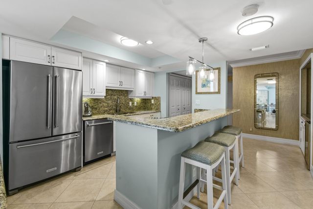 3000 N Ocean Drive 9h, Singer Island, FL 33404