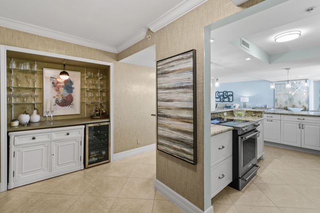 3000 N Ocean Drive 9h, Singer Island, FL 33404