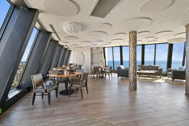 3000 N Ocean Drive 9h, Singer Island, FL 33404