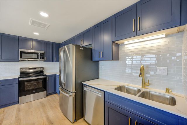 2001 Holcombe Boulevard 2203, Houston, TX 77030